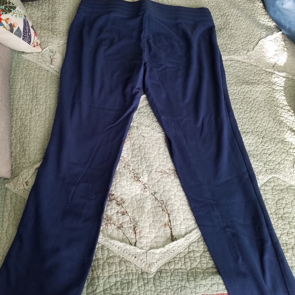 pants - Picture 2 of 3